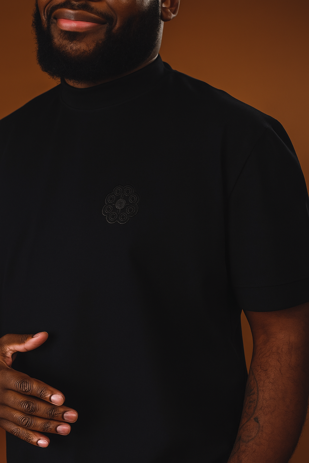 The black Lush Tee